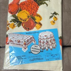 NWTCotton Tablecloth - Cream and Orange 52x70